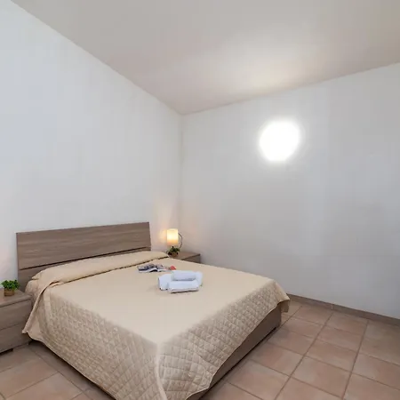 Trilo Gerrei 2 Few Minutes From The Sea - Happy